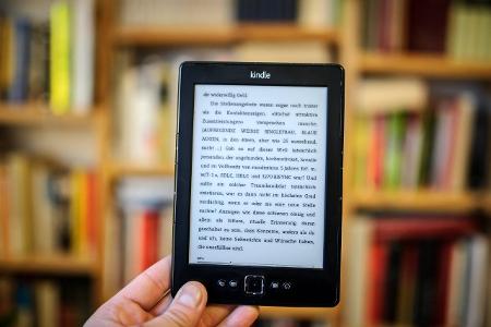 E-Book E-Book