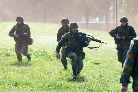 Bundeswehr-Soldat stirbt bei Schießübung Bundeswehr-Soldat stirbt bei Schießübung