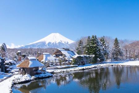 Mit über 3776 Metern ist der Fuji der höchste Berg Japans. Für die Einheimischen hat der Berg sogar eine mystische Bedeutung...