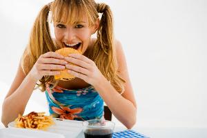 Schlemmen und trotzdem die Figur halten: So essen schlanke Menschen!