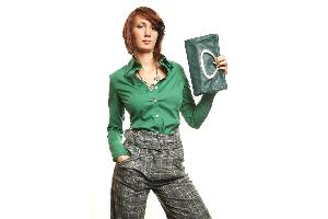 Beutel oder Clutch? Das verrät die Handtasche über Sie!