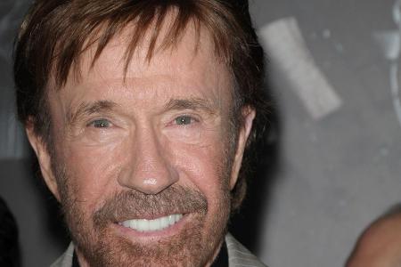 In seinen Rollen wirkt er stets unbesiegbar, im wahren Leben hat es Chuck Norris jedoch mit einem erschreckend starken Gegne...