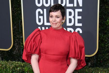 Globe-Gewinnerin Olivia Colman holte sich die Trophäe in einem etwas unförmigen Abendkleid mit großen Puffärmeln ab.