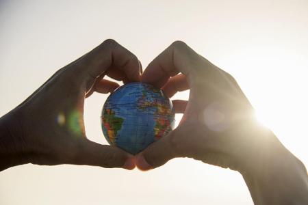 Schon mal was von Klimafasten gehört? Zwar lässt sich damit der Klimawandel nicht sofort stoppen, aber auch kleine Dinge kön...