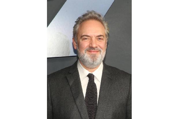 Regisseur und Produzent Sam Mendes hatte gut lachen. Sein neuestes Werk '1917' heimste den Preis als Bester Film in der Kate...