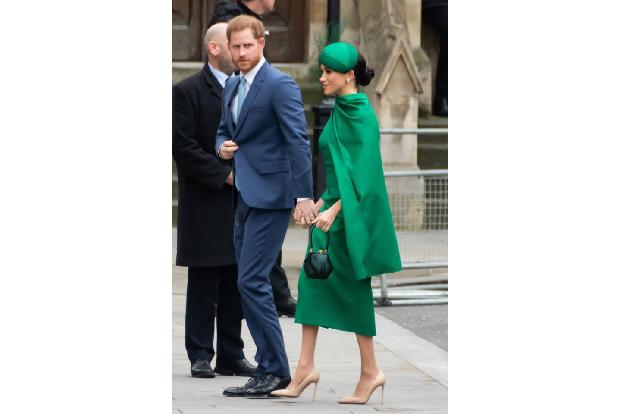 Die Angestellten in Buckingham Palace und Kensington Palace sollen aus ihrer Abneigung keinen Hehl gemacht haben, heißt es i...