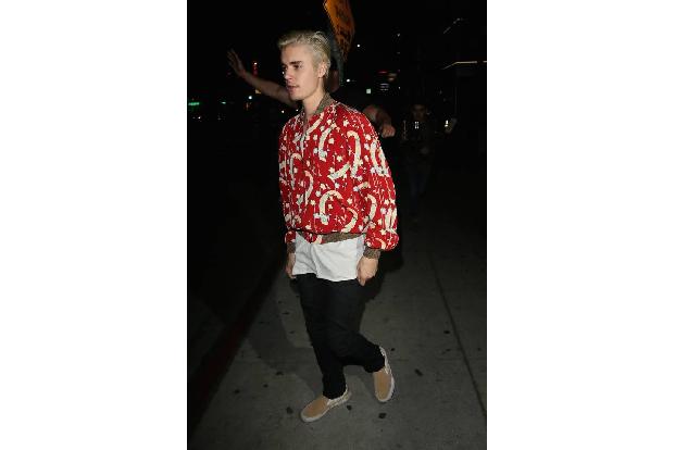 Er bricht auch schon mal das Gesetz: Neben mehrerer Vergehen im Straßenverkehr in den USA bekam Justin Bieber auch Ärger mit...
