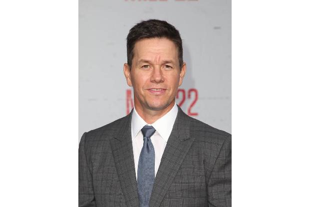 Harte Schale, weicher Kern: Nachdem Mark Wahlberg als Teenager im Kittchen landete, begann er mit dem Beten. Wie jesus.ch be...