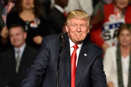 Donald Trump will am 3. November wiedergewählt werden. An der Wahlurne dürften wohl auch einige Stars für ihn stimmen. Unter... Donald Trump will am 3. November wiedergewählt werden. An der Wahlurne dürften wohl auch einige Stars für ihn stimmen. Unter...