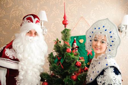 Kinder in Russland bekommen ihre Geschenke erst am 31. Dezember. Kinder in Russland bekommen ihre Geschenke erst am 31. Dezember.