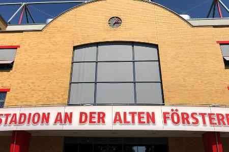Stadion An der Alten Försterei | Maximale Zuschauer am 1. Spieltag: 4300 | Fassungsvermögen: 22.012