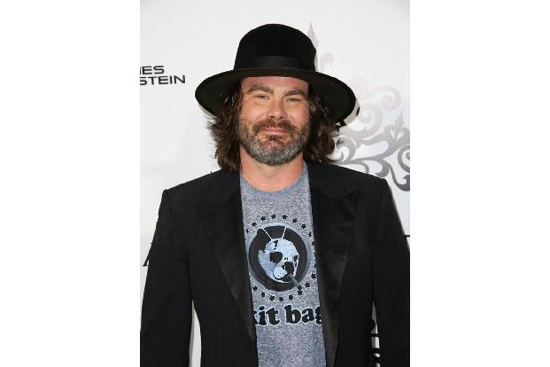 ...Rebel indes sehr bedeckt: Einige Monate war sie mit dem YouTube-Comedian Mickey Gooch liiert, bevor 2015 die Trennung fol...