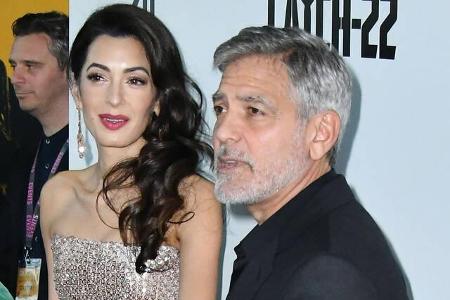 George Clooney und seine Ehefrau Amal möchten den Wiederaufbau der einst als 'Paris des Ostens' bewunderten Metropole unters...