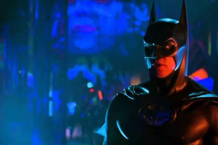 Nachdem das Batman-Franchise an Regisseur Joel Schumacher (79) weitergeben worden war, quittierte Keaton den Dienst. An sein...