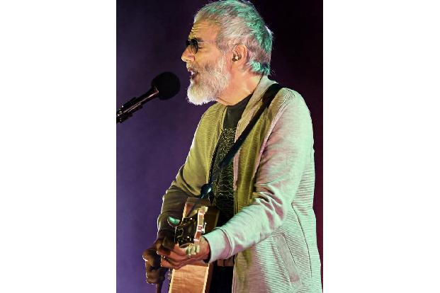 Cat Stevens aka Yusuf Islam wollte 2004 in die USA einreisen, wurde dort aber sofort von der Einreisebehörde festgehalten un...