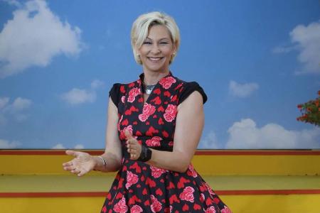 In Deutschland sind Showgrößen in der Politik eher noch die Ausnahme. Zu den wenigen Promi-Politikern gehört Schlagersängeri...