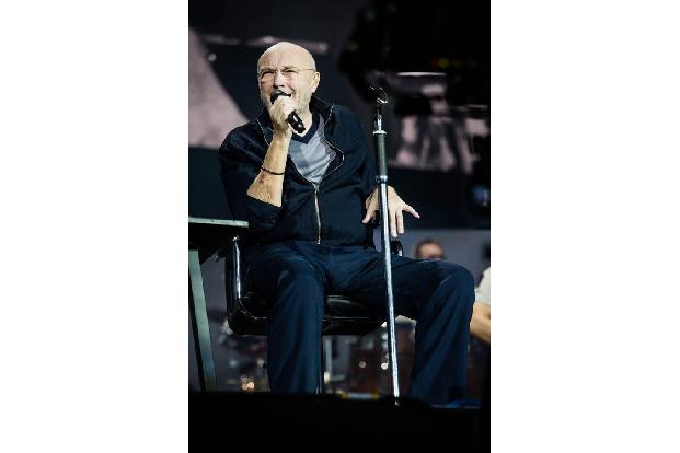 2004 ging Phil Collins auf Abschiedtour, tat sich allerdings nur drei Jahre später wieder mit Genesis für eine Tour zusammen...