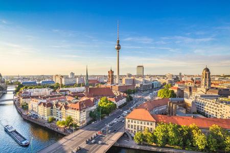Aufgrund der Corona-Krise verbringen viele Deutsche ihren Sommerurlaub im eigenen Land. Wie wäre es da mit einem Trip nach B...