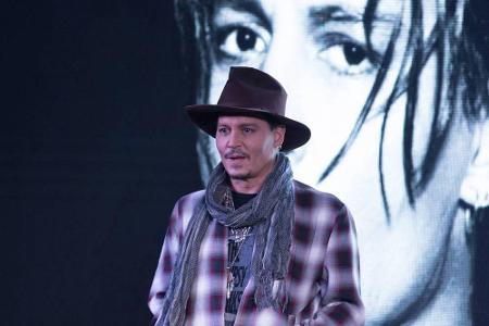 Wie gewonnen, so zerronnen: So sehr Hollywood Geschichten von Stars liebt, die es aus ärmlichen Verhältnissen zu großem Reic... Wie gewonnen, so zerronnen: So sehr Hollywood Geschichten von Stars liebt, die es aus ärmlichen Verhältnissen zu großem Reic...