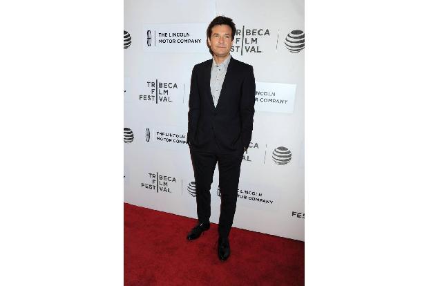 ...Jason Bateman, denn der drehte 2002 für NBC 'The Jake Effect', eine Serie über einen ehemaligen Anwalt, der Englischlehre...