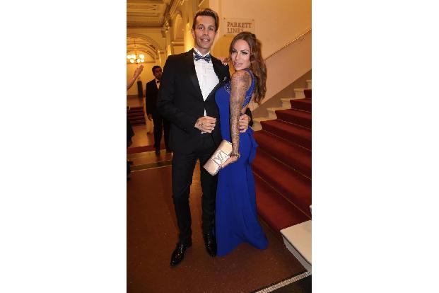 ...Miene zum bösen Spiel machten Florian Wess und Gina-Lisa Lohfink: Weil sie ihn geschlagene 45 Minuten hat warten lassen, ...
