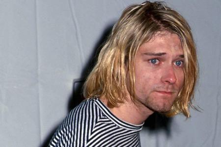 Der verstorbene Nirvana-Sänger und Gitarrist Kurt Cobain (1967-1994) schlief unter Brücken oder in Warteräumen von Krankenhä...