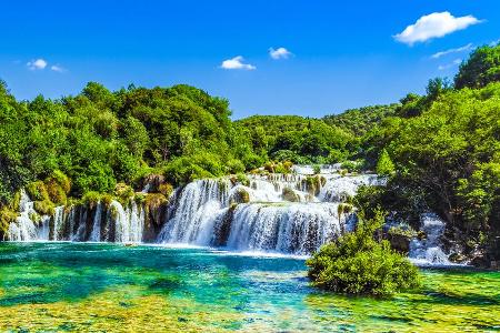 Mehr als fünf Prozent Kroatiens steht unter Naturschutz. Dieses Gebiet unterteilt sich in acht Nationalparks und elf Naturpa... Mehr als fünf Prozent Kroatiens steht unter Naturschutz. Dieses Gebiet unterteilt sich in acht Nationalparks und elf Naturpa...