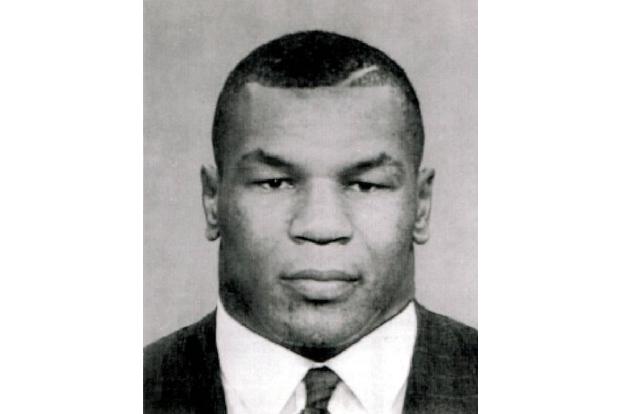 ...erlangte bereits 1991 traurige Berühmtheit durch diesen Mugshot, der entstand, nachdem er wegen Vergewaltigung festgenomm...