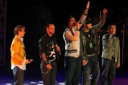 Live-Auftritte zählten schon immer zu den größten Stärken der Band. Auch im Madison Square Garden 2004 brachten sie ihre wei...