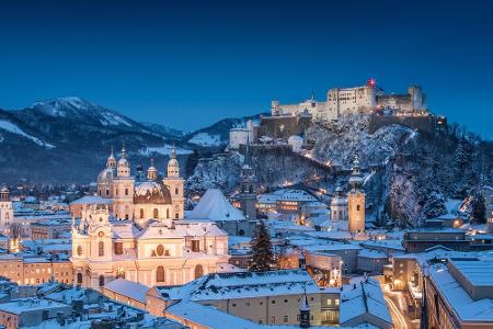 Der Winter ist eine großartige Zeit, um zu verreisen. Nicht nur, weil in der Nebensaison die Hotels günstiger sind, sondern ... Der Winter ist eine großartige Zeit, um zu verreisen. Nicht nur, weil in der Nebensaison die Hotels günstiger sind, sondern ...