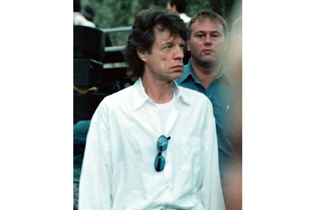 Mick Jagger musste sich einer Herz-OP unterziehen und die Rolling Stones verschoben in diesem Jahr ihre Konzerte. Schon kurz...
