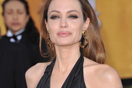 Angelina Jolie ließ sich unter anderem die Koordinaten von Brads Geburtsort stechen. Nach der dramatischen Trennung wurde da...