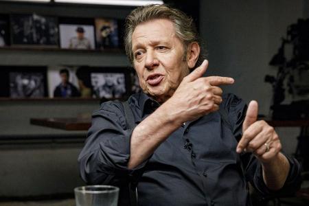 Nach 30 Bestrahlungen hatte Jan Fedder den Krebs besiegt. Danach sprach der frühere starke Raucher öffentlich über seine Erk...
