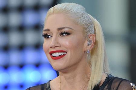 Gwen Stefani ist ein alter Hase, was platinblondes Haar anbelangt: Man könnte die Haarfarbe auch als ihr Markenzeichen bezei...