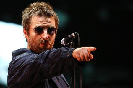 ...auch Liam Gallagher. Als ein Tourist in Australien ein Foto von dem Musiker schoss, gab Liam diesem kurzerhand eine Kopfn...