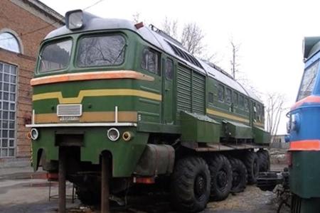 Russische 12x12 Diesel-Lok