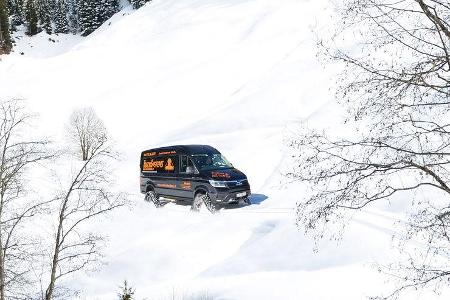 MAN TGE 4x4 Raupenantrieb