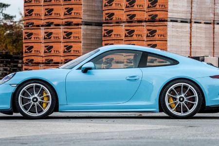 Porsche 911 R (2017)