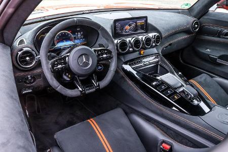 Mercedes-AMG GT Black Series, Interieur