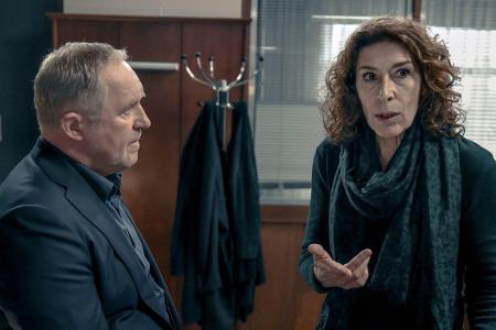 Ungewohnte Rollenverteilung: Eisner (Harald Krassnitzer) arbeitet sich an seinem Vaterkomplex ab, Bibi (Adele Neuhauser) ruf...