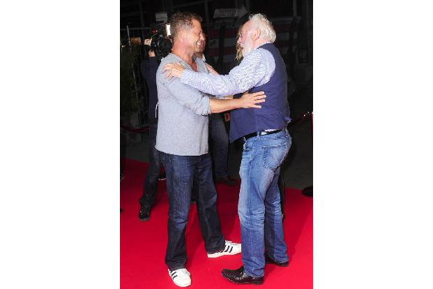 ...52-Jährige erst, als er den Protagonisten seines Films, Dieter Hallervorden, traf. Die beiden scheinen mittlerweile...