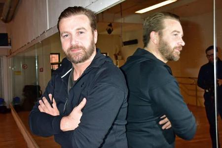 ...Moderator Niels Ruf. Sticheln gegen Deniz Yücel, zweifelhafte Witze nach der Messerattacke in Hamburg oder auch das: Nach...