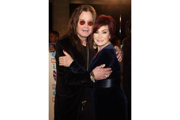 …zum Strahlen. Seit 2016 ist offiziell bekannt, dass Ozzy Osbourne seit 2010 an einer Sexsucht leidet. Ehefrau Sharon soll e...