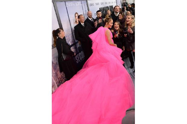 Jennifer Lopez hat es nicht nur als Musikerin, sondern auch als Schauspielerin drauf. Bei der Premiere ihres neuen Films war...