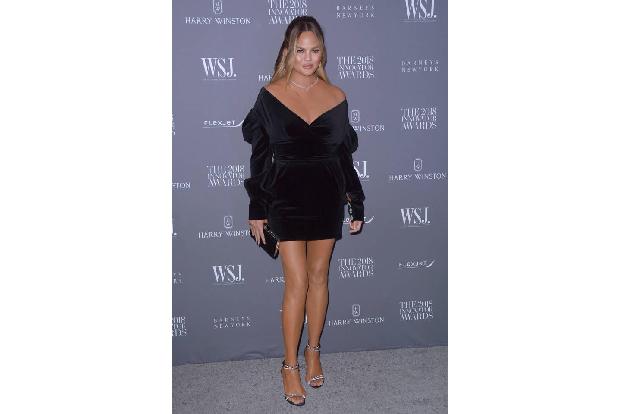 Supermodel, Supermami und superreich: 'Forbes' schätzt, dass 2018 ca. zehn Millionen Euro in die Taschen von Chrissy Teigen ...