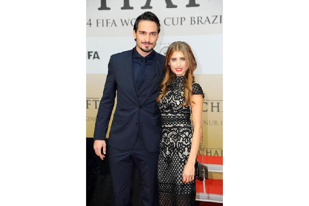Mats Hummels ist ein Ausnahmetalent der Fußballwelt. Heute feiert der in Bergisch Gladbach geborene Sportler seinen 30. Gebu... Mats Hummels ist ein Ausnahmetalent der Fußballwelt. Heute feiert der in Bergisch Gladbach geborene Sportler seinen 30. Gebu...