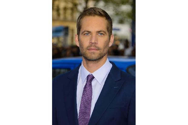 So behalten ihn seine Fans in Erinnerung: smart, mit stechend blauen Augen, aber immer auch mit einer sanften Traurigkeit im... So behalten ihn seine Fans in Erinnerung: smart, mit stechend blauen Augen, aber immer auch mit einer sanften Traurigkeit im...