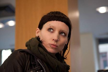 Kaum wiederzuerkennen war Hollywood-Schönheit Rooney Mara (33) in ihrer Rolle als magersüchtige Hackerin Lisbeth Salander in... Kaum wiederzuerkennen war Hollywood-Schönheit Rooney Mara (33) in ihrer Rolle als magersüchtige Hackerin Lisbeth Salander in...