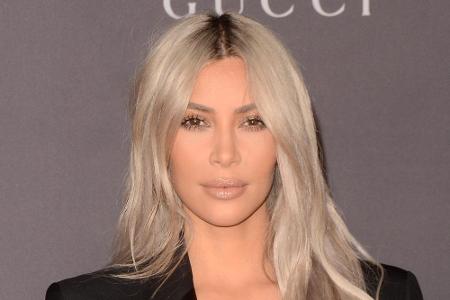 It-Girl Kim Kardashian kann mit Alkohol gar nichts anfangen. Ihre Schwester Khloe hat der 