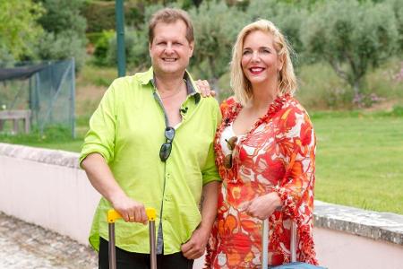 Kult-Auswanderer Jens Büchner (48) hat seine Ehefrau Daniela Büchner (40) im Gepäck.